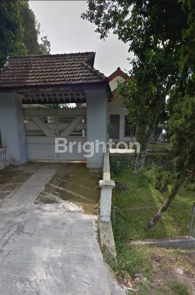 JUAL. RUMAH + LAHAN KOSONG TRAWAS