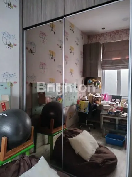 image RUMAH 4 LANTAI DALAM KOMPLEK KELAPA NIAS TEMPAT STRATEGIS TENANG AMAN DAN NYAMAN (1)