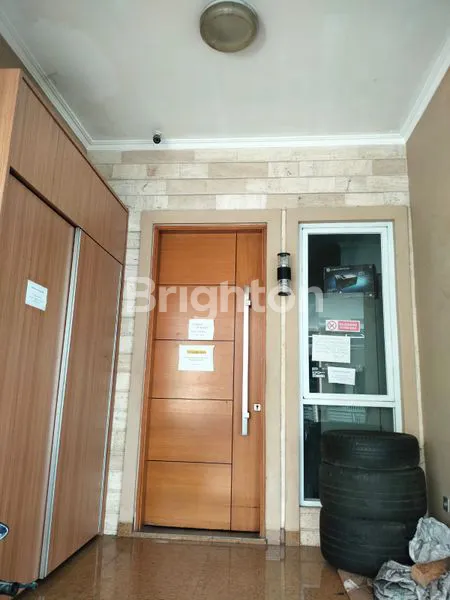 image RUMAH 4 LANTAI DI KOMPLEK KELAPA NIAS KELAPA GADING JAKARTA UTARA (6)