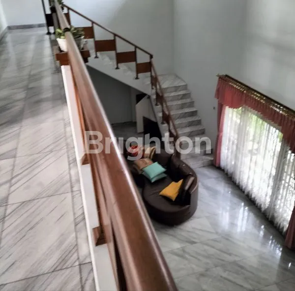image JARANG NIH ADA RUMAH 2 1/2 LANTAI DI DAERAH ELITE, BURUAN PINANG SAYA, GAK AKAN MENYESAL. (2)