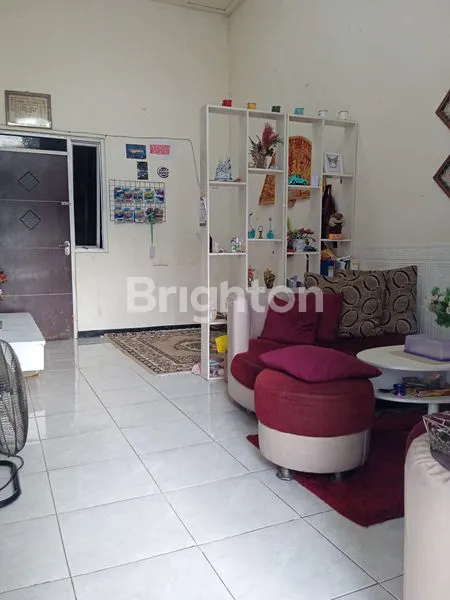 image RUMAH HOOK DI TARIK KRIAN SIDOARJO  (5)