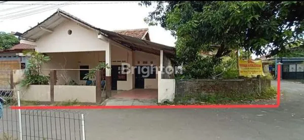 image RUMAH DAN BEKAS TEMPAT USAHA WARMINDO, KOMPLEK ELITE SAMBILEGI MAGUWOHARJO (1)