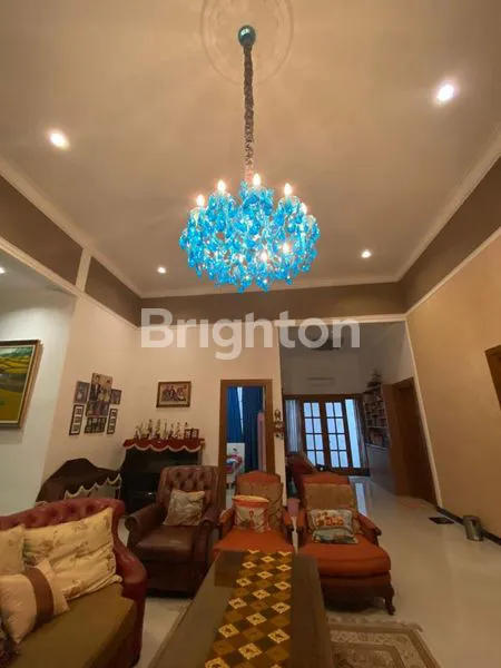 image DIJUAL RUMAH MEWAH DAN MEGAH DI ARAYA (4)