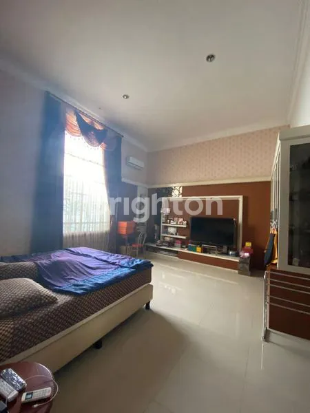 image DIJUAL RUMAH MEWAH DAN MEGAH DI ARAYA (7)