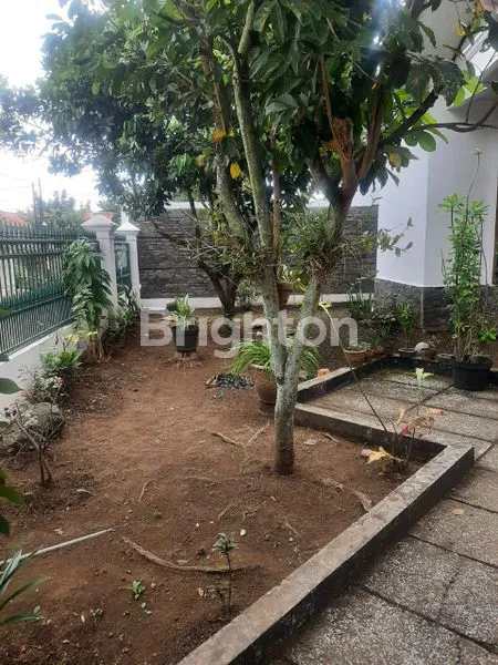 image RUMAH LUAS PADASUKA INDAH CIMAHI DEKAT FLYOVER BAROS DAN TRANSMART CIMAHI (2)