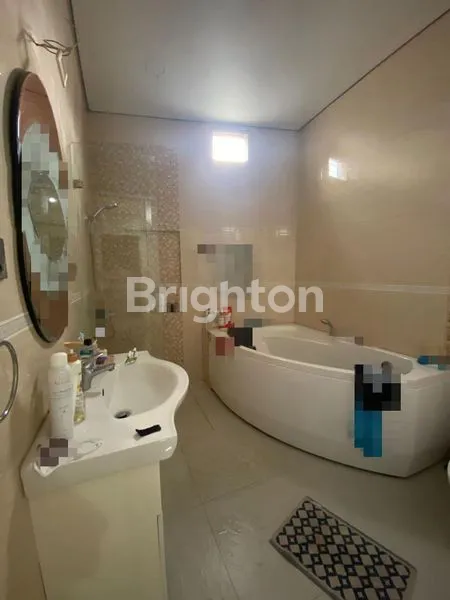 image HEMAT 300 JUTATURUN 3.8 JADI 3.5 RUMAH 3 LANTAI SIAP HUNI CLUSTER EDISON SCIENTIA SUMMARECON SERPONG (6)