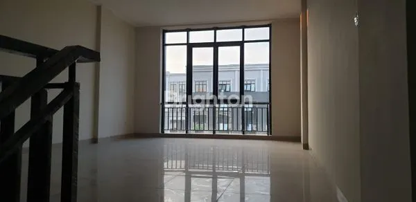 image RUKO 4 LANTAI BRAND NEW KELAPA GADING (2)