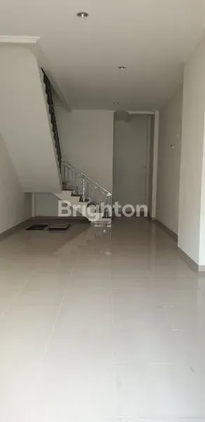 image RUKO 4 LANTAI BRAND NEW KELAPA GADING (3)