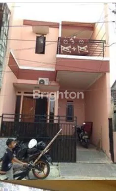 image RUMAH 2 LANTAI DI CILEDUG INDAH (2)