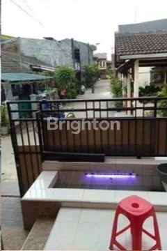 image RUMAH 2 LANTAI DI CILEDUG INDAH (4)