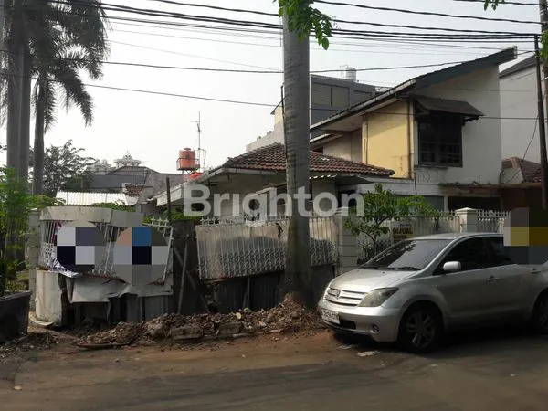 Gambar Property TANAH KAVLING DENGAN BANGUNAN TUA LOKASI DALAM KOMPLEK KELAPA NIAS