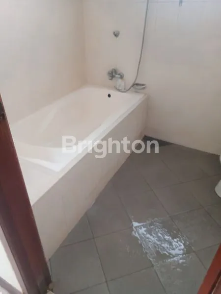 image RUMAH CANTIK DAN LUAS DI PAJAJARAN BOGOR (7)