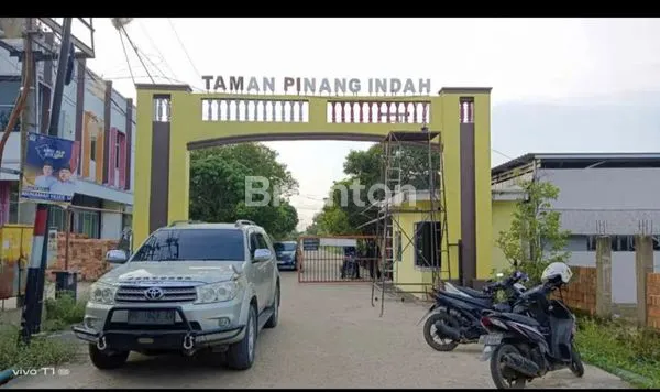 image MEGAH DAN ELITE (2)