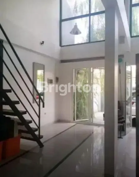 image RUMAH DEKAT KAMPUS BINUS ANGGREK JAKARTA BARAT (3)