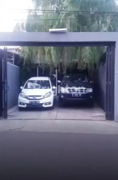 image RUMAH DEKAT KAMPUS BINUS ANGGREK JAKARTA BARAT (1)