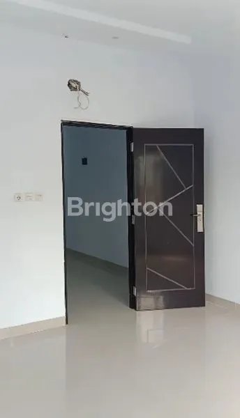 image RUMAH BARU VILLA KAPUK MAS JAKARTA UTARA MEWAH EKLUSIF MURAH BANGET RUMAH MILENIAL KEREN 3 LANTAI BISA UNTUK USAHA (5)