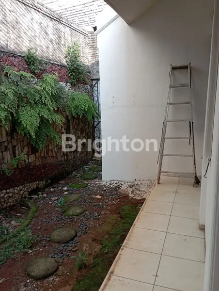 image RUMAH 1 LANTAI LOKASI CEMPAKA PUTIH TENGAH JAKARTA PUSAT (8)