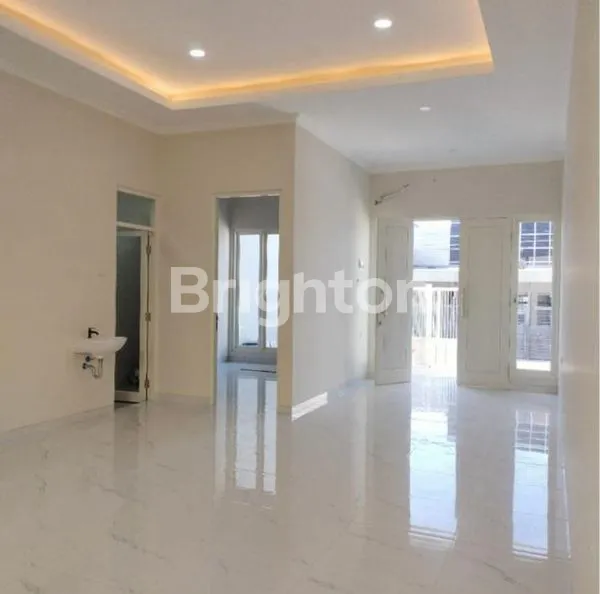 image RUMAH 2LANTAI BARU GRESS MANYAR  (1)