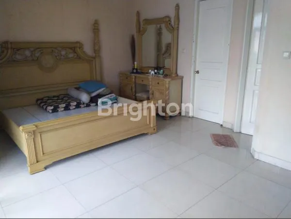 image RUMAH DI KOMPLEK PURI INDAH (2)