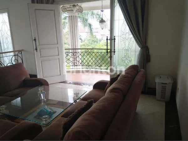 image RUMAH DI KOMPLEK PURI INDAH (6)