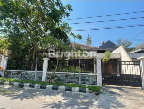 image RUMAH HITUNG TANAH DI KERTAJAYA INDAH SURABAYA TIMUR LT300M2 (1)