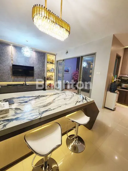 image RUMAH EXCLUSIVE 2 LANTAI DI SURABAYA  (7)