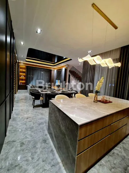 image RUMAH MEWAH 3 LT DEKAT MASJID JGC,  AEON MALL (2)