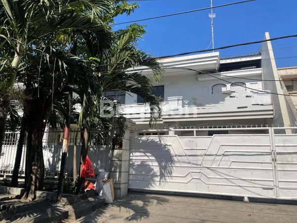 image RUMAH 2 LT SEMI FURNISH SIAP HUNI DI DHARMAHUSADA INDAH TIMUR SURABAYA SELANGKAH KE GALAXY MALL, MANYAR, KERTAJAYA, UNAIR (1)