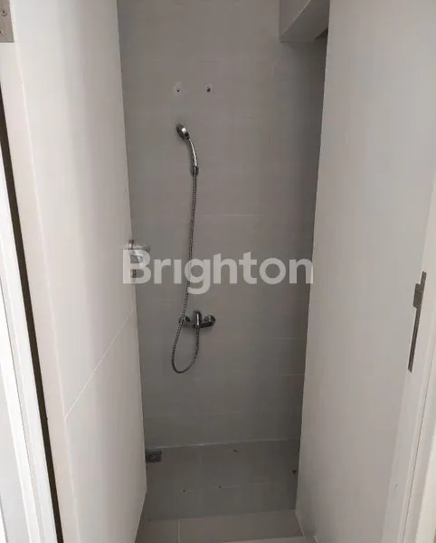 image RUMAN MINIMALIS CANTIK 2 LANTAI CITRALAND NORTHWEST LAKE (6)