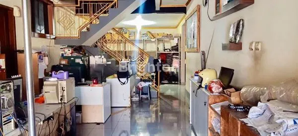 image RUMAH STRATEGIS DAN NYAMAN DI DEKAT PINTU TOL KOPO (4)