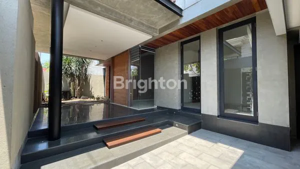 image DHARMAHUSADA INDAH SELATAN FULL FURNISH + SWIMMING POOL! (3)