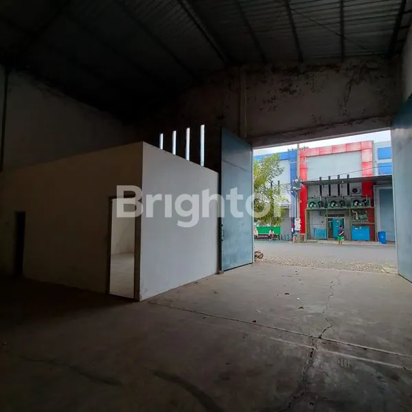 image GUDANG DI PLATINUM EASTROAD SIDOARJO (3)