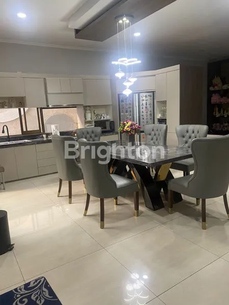 image LUXURY HOUSE DI LINGKUNGAN YANG AMAN, NYAMAN, DAN STRATEGIS (5)