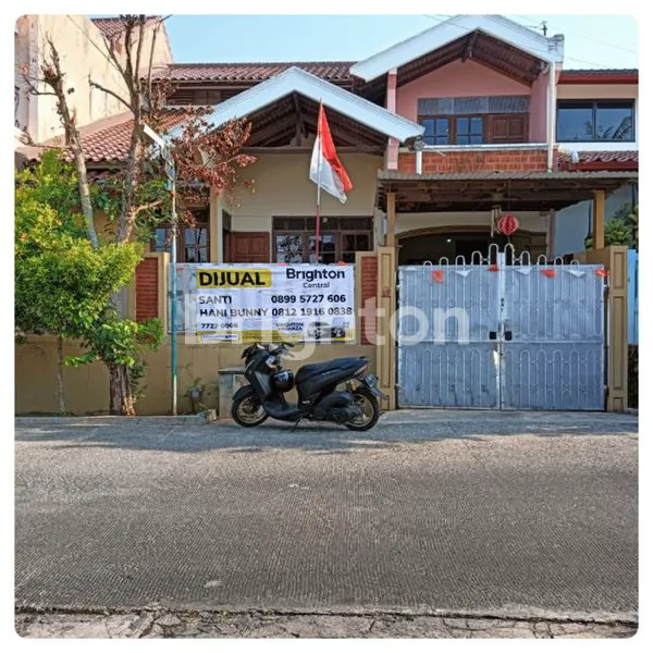 image RUMAH LUAS DENGAN SEILING YG TINGGI  (1)