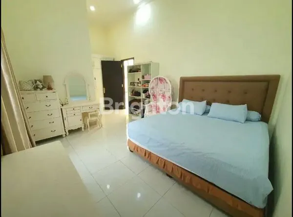 image RUMAH BAGUS STRATEGIS TENGAH KOTA BANYUWANGI, CUMAN 500 M DARI RAMAYANA DEPT STORE (2)