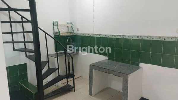 image DIJUAL RUMAH 2 LANTAI DI RUNGKUT  (3)