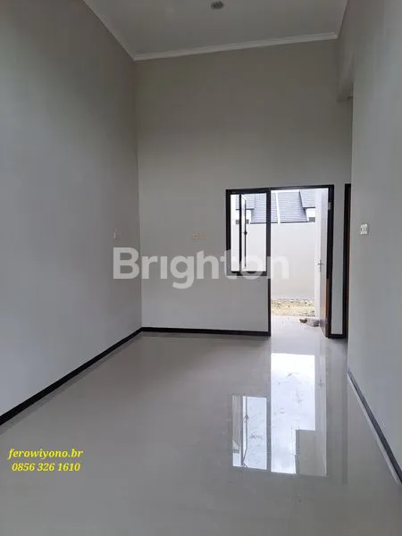 image RUMAH 1LANTAI MODERN MINIMALIS DEKAT KE TOLL BANDARA JUANDA, MASIH SEKITARAN DAN MEPET GUNUNG ANYAR SURABAYA TIMUR (4)