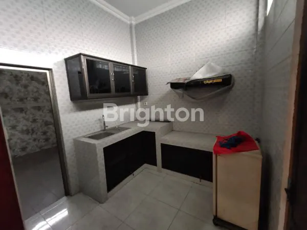 image RUMAH LUAS & STUDIO FOTO SUMENEP (3)