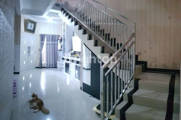 image RUMAH 2LANTAI DIJUAL PLUS FURNITURE, MURAH PUOL!! (4)