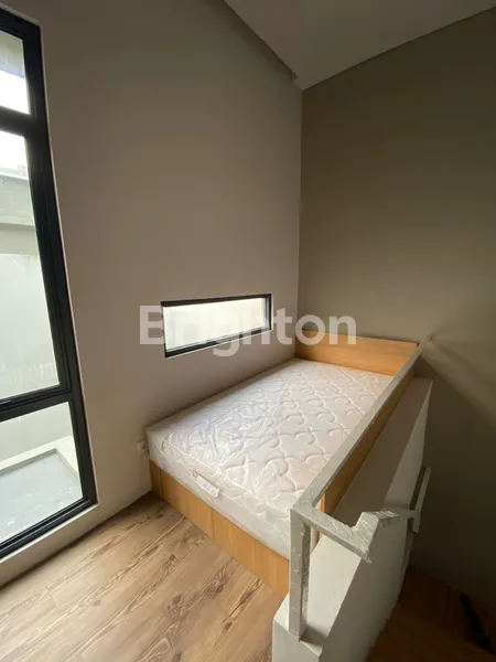 image FLEEKHAUZ BSD (6)