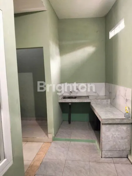 image RUMAH SIAP PAKAI DEKAT JALAN WOLERMONGINSIDI (3)