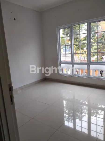 image RUMAH OMAHA SIAP HUNI GADING SERPONG TANGERANG (6)