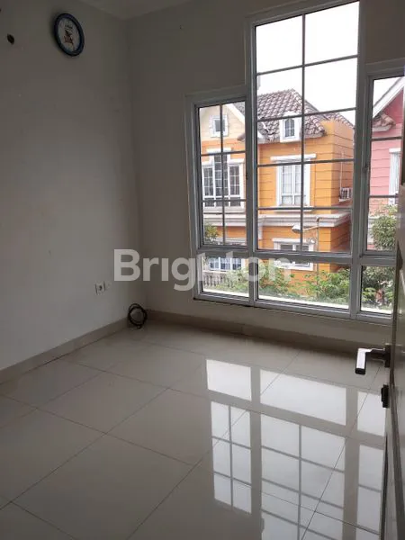 image RUMAH OMAHA SIAP HUNI GADING SERPONG TANGERANG (5)