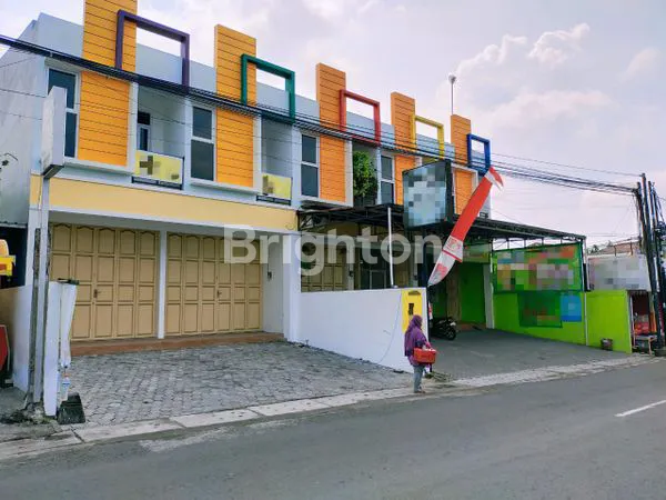 image RUKO 2 LANTAI CONDONG CATUR, LT 77 M2, LB 112 M2  , LOKASI STRATEGIS DAN RAMAI , AREA DEKAT BERBAGAI KAMPUS TOP DI YOGYAKARTA (2)