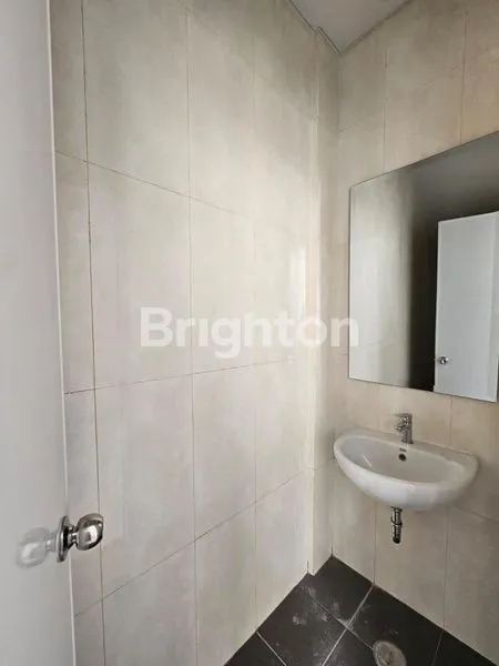 image RUKO 2 LANTAI LOKASI STRATEGIS (6)