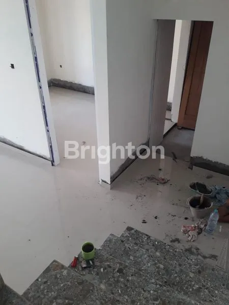 image RUMAH MINIMALIS 2 LANTAI ON PROGRES DI MEDOKAN ASRI  (3)