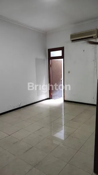 image RUMAH MEWAH SIAP HUNI DARMAHUSADA INDAH SURABAYA TIMUR (2)