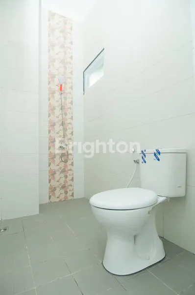 image RUKO 3 LANTAI DALAM KOTA YOGYAKARTA AREA WIROBRAJAN LT 76 M2, LB 180 M2, LD 4 M, KAMAR MANDI 2, LISTRIK 2200 WATT, AIR SUMUR BOR (3)