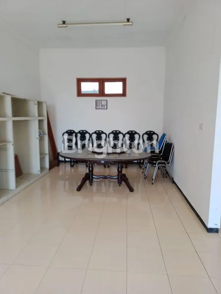 image VILLA TRETES (4)