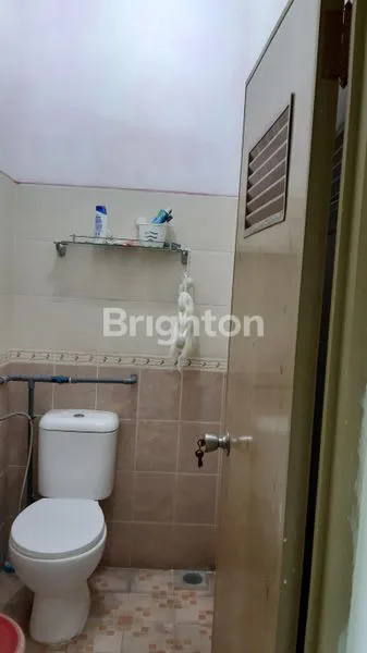 image JUAL CEPAT RUMAH 2 LANTAI JL BRATAN, SAWOJAJAR (7)